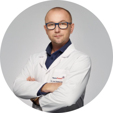 Maciej Czarnecki specjalista neurolog, założyciel Centrum Medycznego NeuroProtect